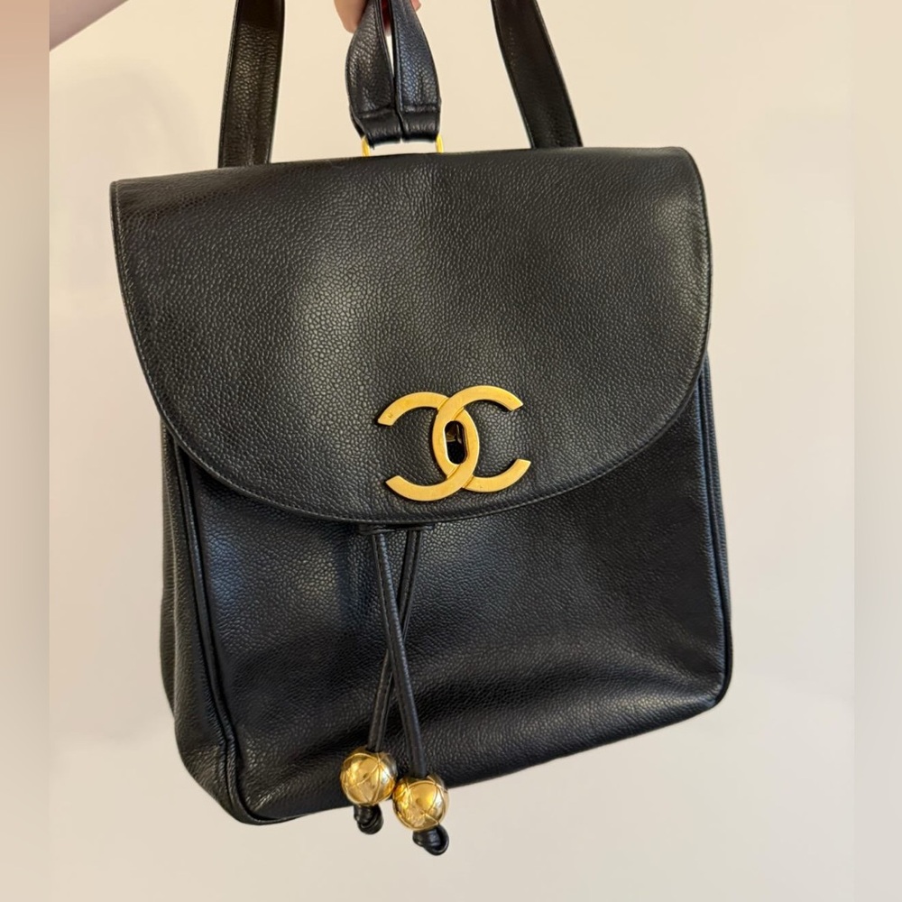‼️SOLD‼️ Vintage CHANEL backpack in caviar leather